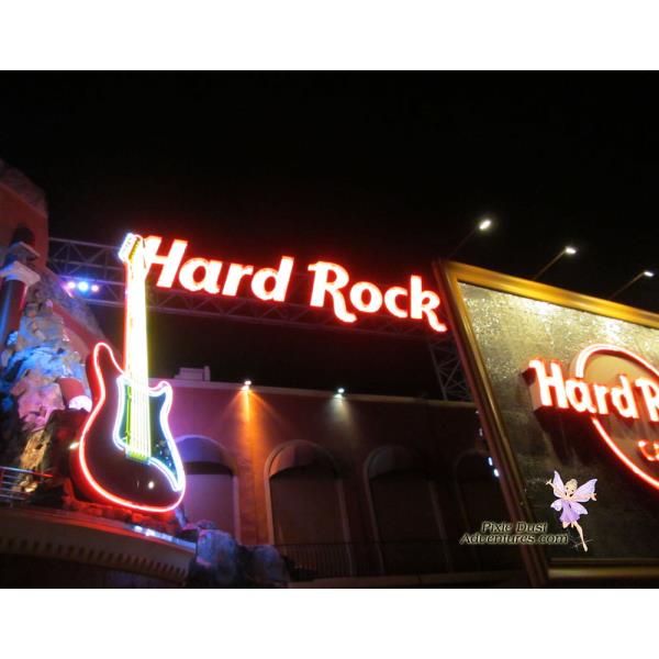 Hard-Rock-Cafe-01